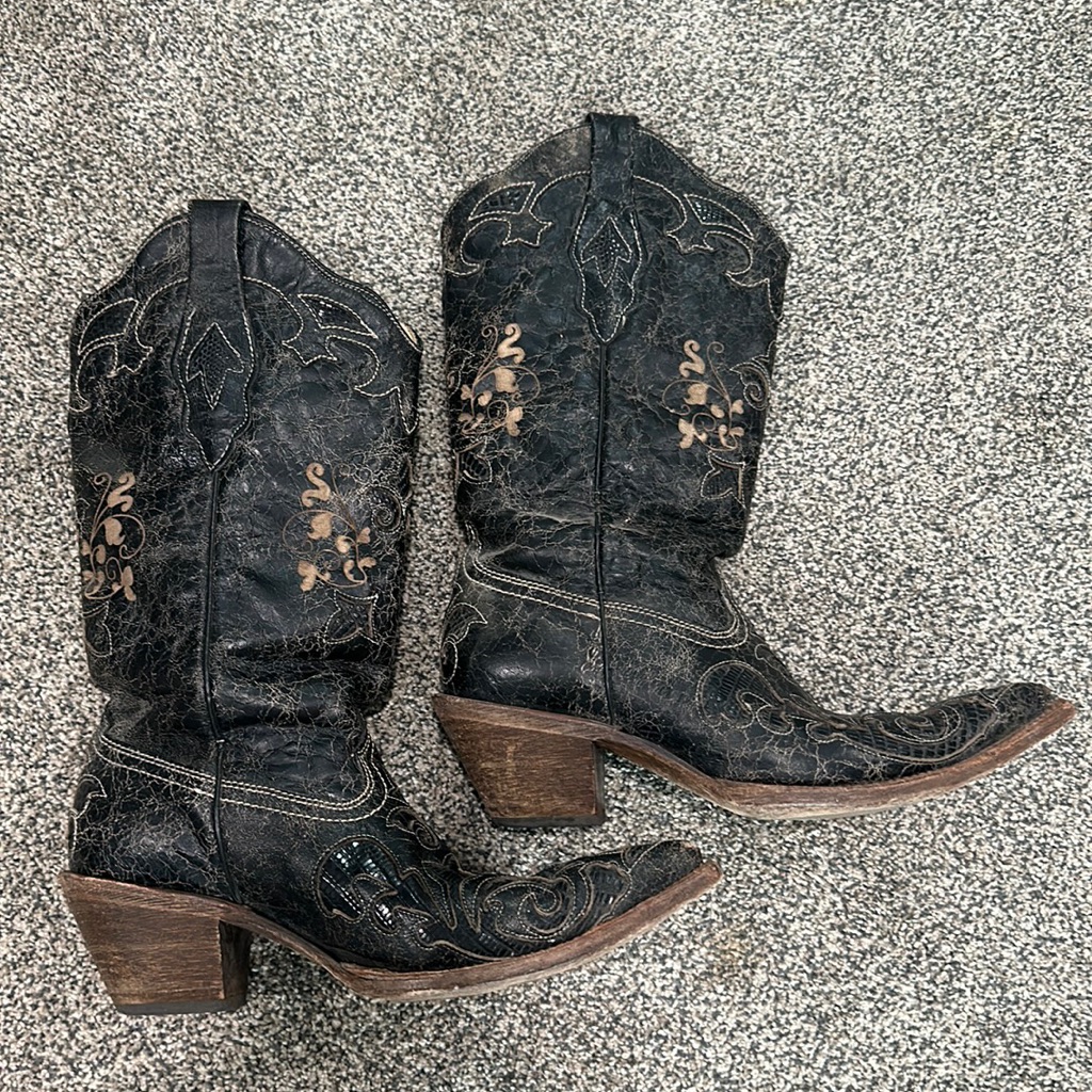 Corral Snip Toe Women’s Boots